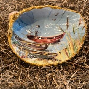 Handcrafted Decoupaged Coastal Canoes Giant Cockle Shell W/Gold Accents